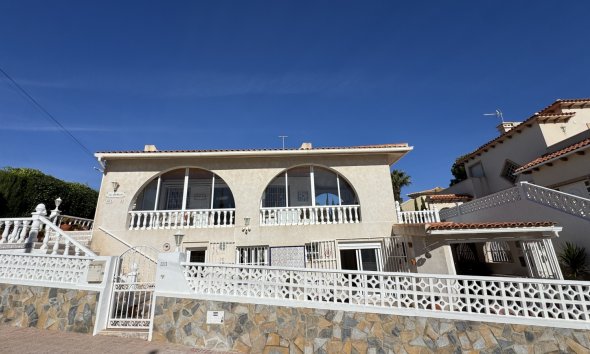 Villa - Reventa - Orihuela Costa - Villamartin