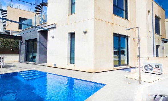 Villa - Reventa - Orihuela Costa - Villamartín