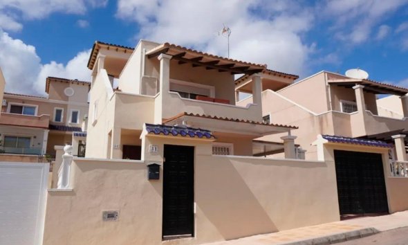 Villa - Reventa - San Miguel de Salinas - El Galán