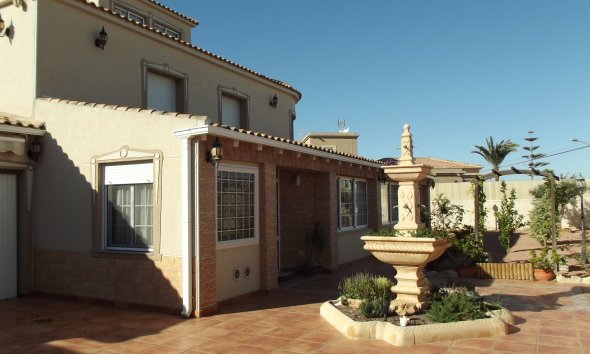 Villa - Reventa - Torrevieja - El Chaparral