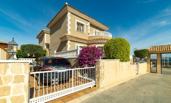 Villa - Reventa - Torrevieja - Los Altos