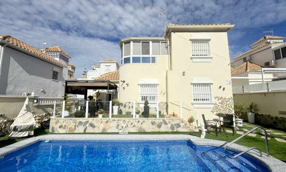 Villa - Reventa - Villamartin - Villamartin