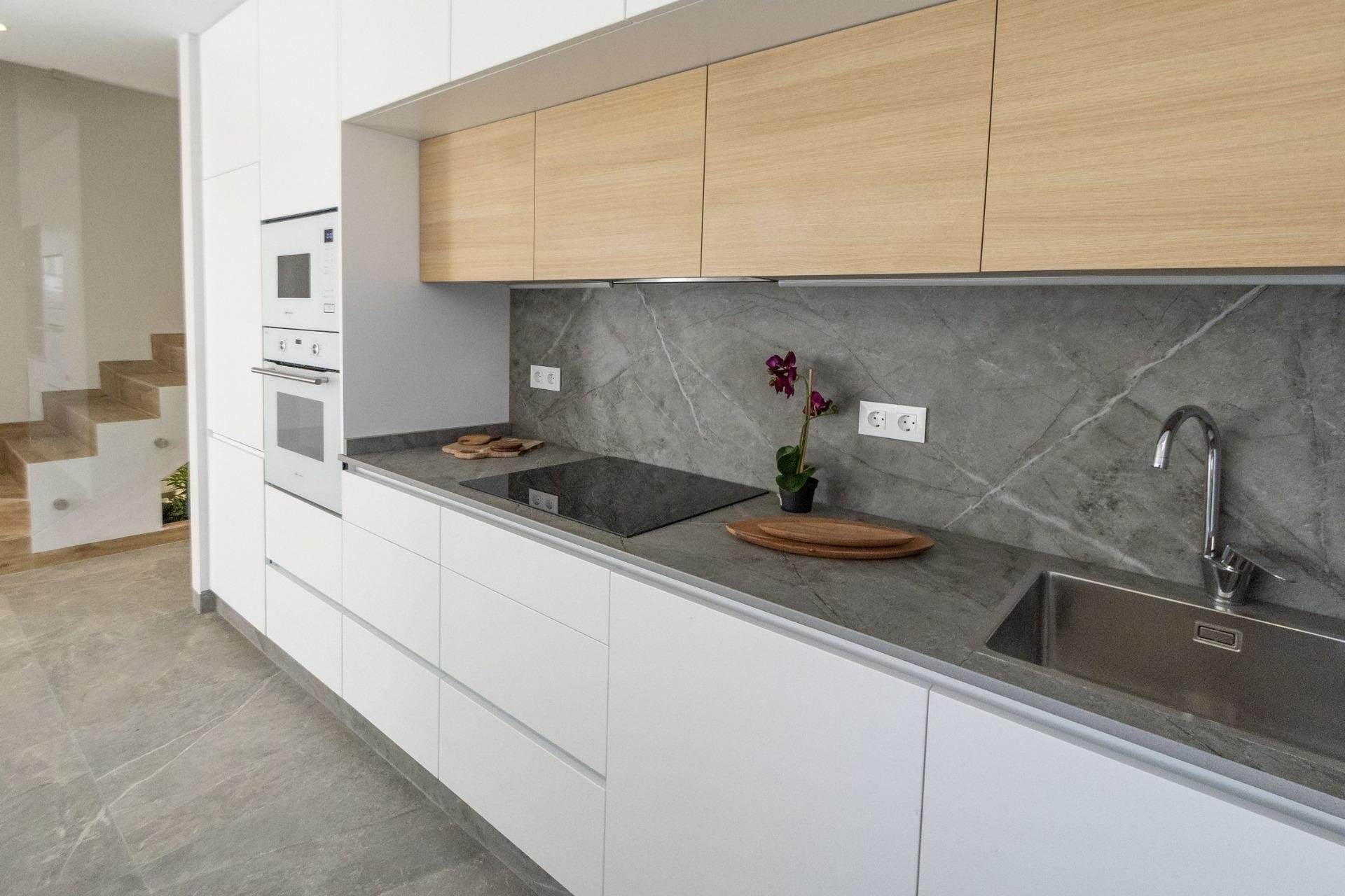 WHITE GOODS - VILLA IN PILAR DE LA HORADADA ON THE GOLF COURSE