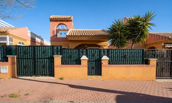 Willa / Dom - Rynek Wtórny - Torrevieja - Aguas Nuevas