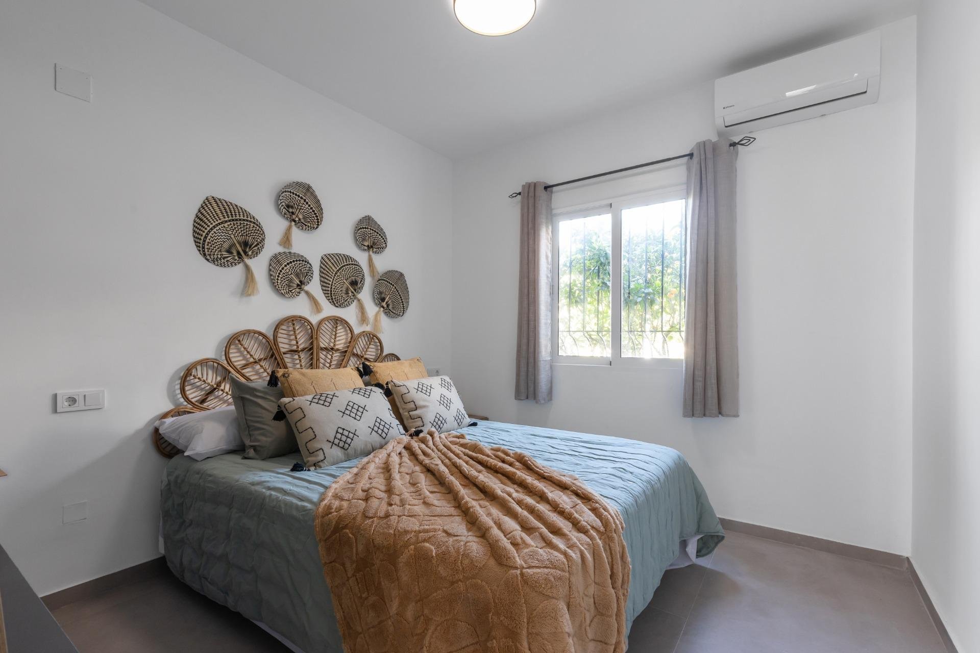 Wynajem długoterminowy - Bungalow / Domek parterowy - Torrevieja - Zona los Frutales