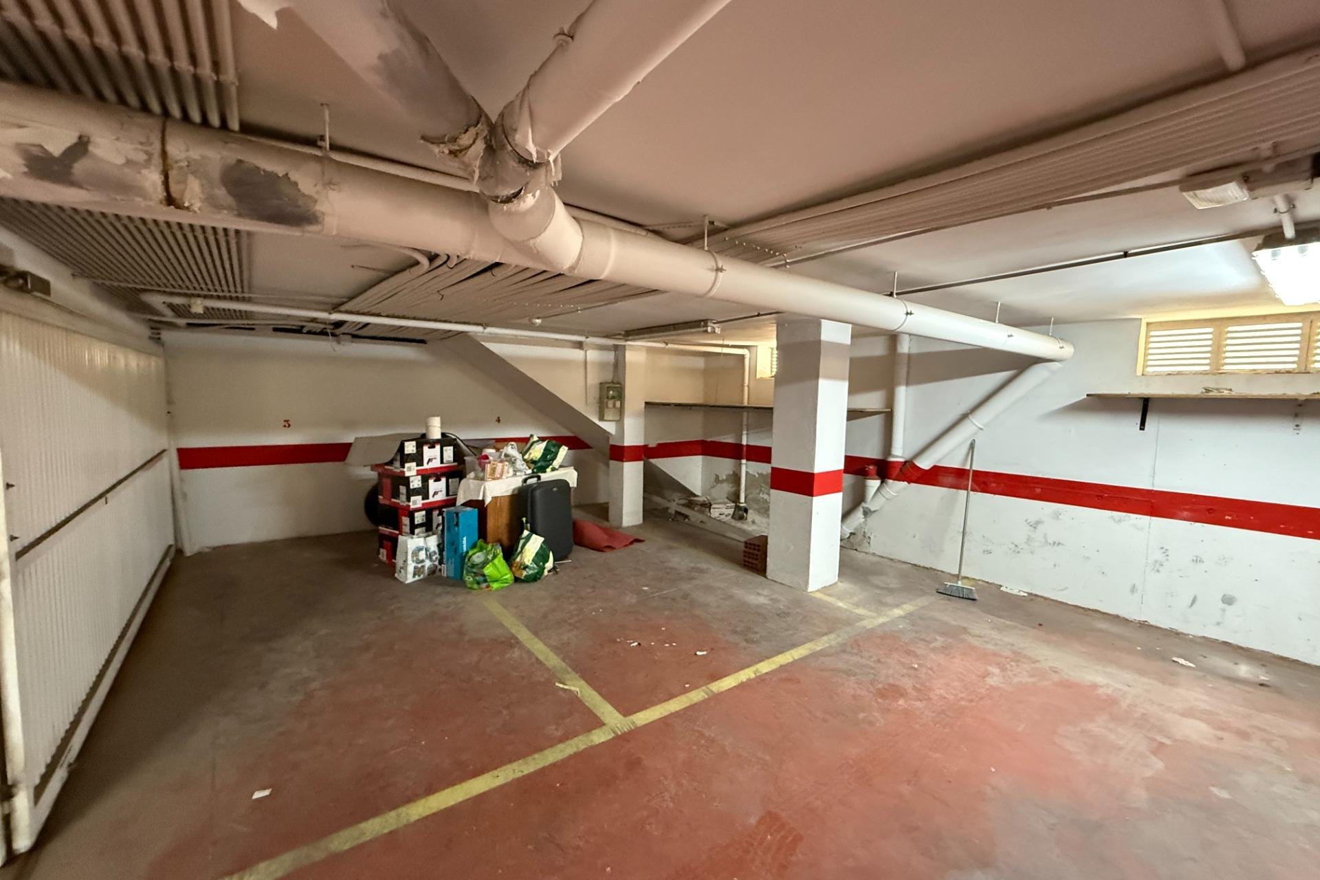 Wynajem długoterminowy - garage - Torrevieja - Centro