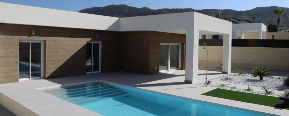 VILLA MENORCA URBANIZACIÓN LA ROMANA