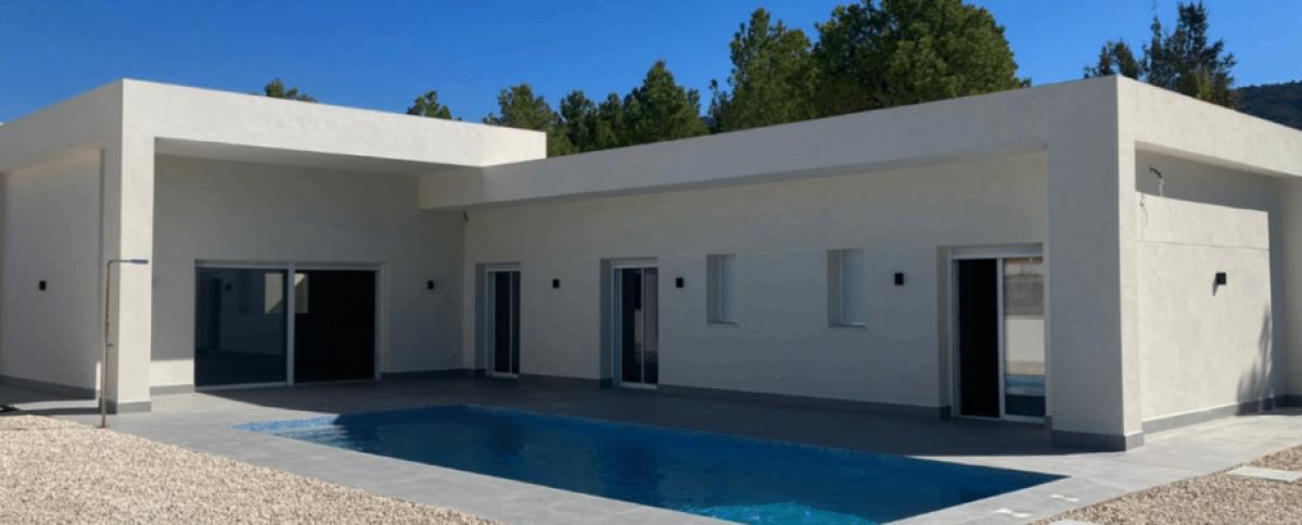 VILLA LAURA URBANIZACIÓN LA ROMANA