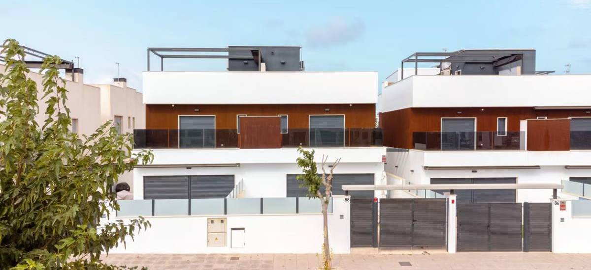 Rambla Beach Semis