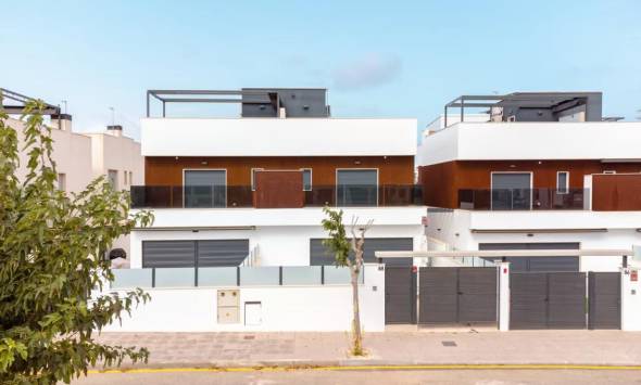 Rambla Beach Semis