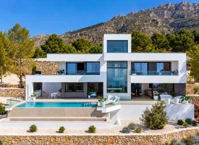 Luxury villas in Altea with sea views