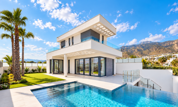 Modern new build villa with infinity pool in Finestrat