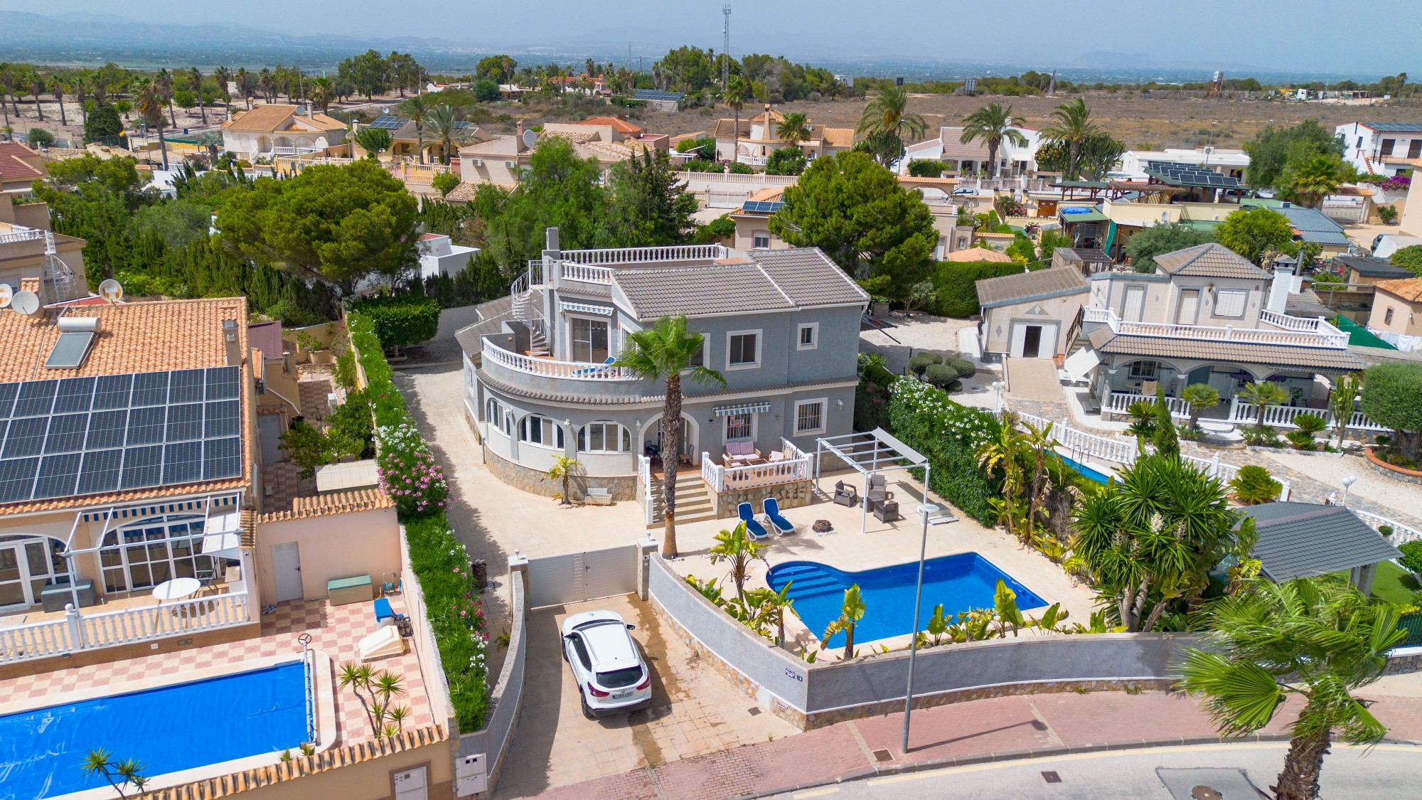 Villa in La Marina - view 1