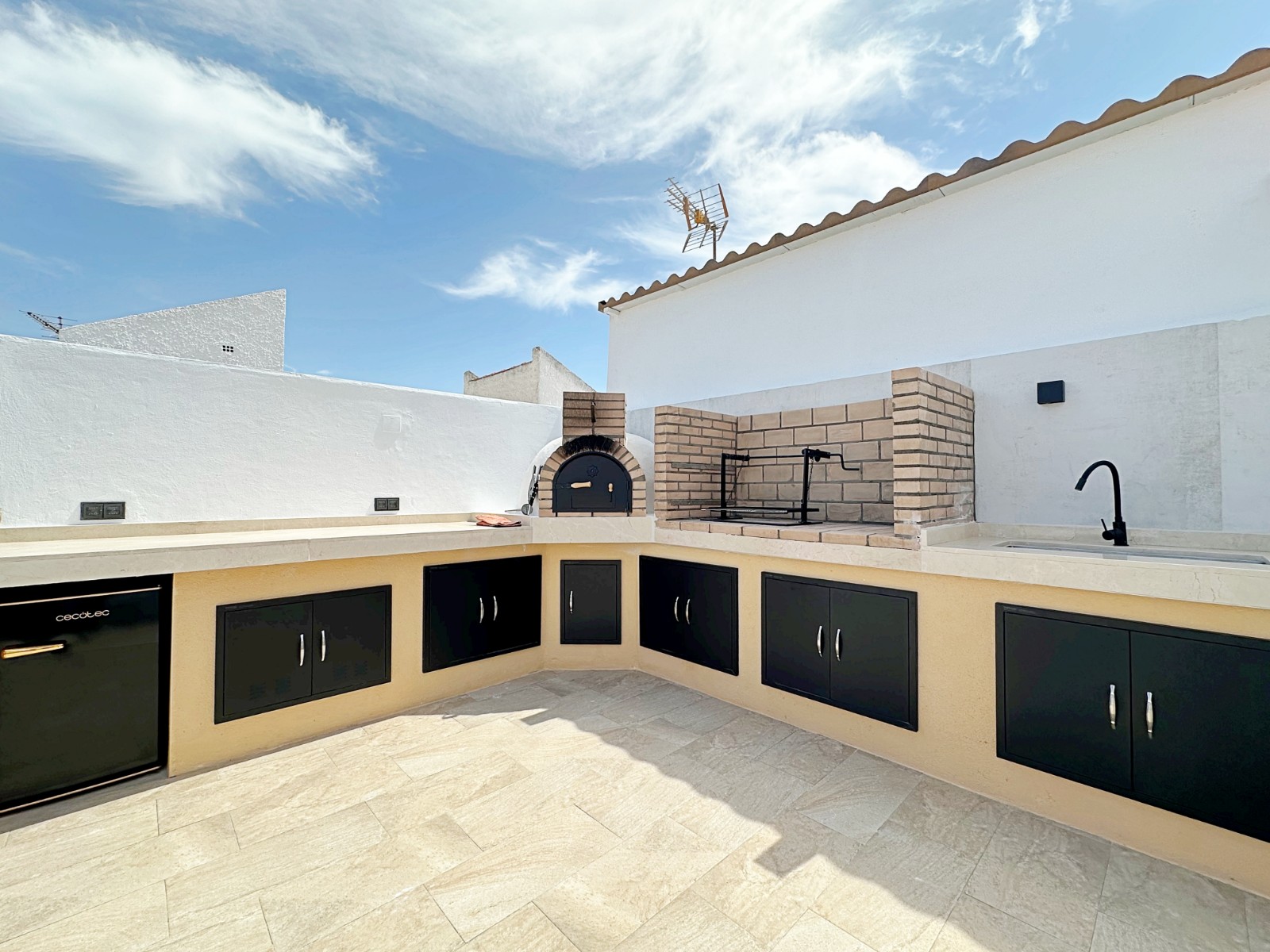 Adosado · Reventa - Torrevieja · Alicante · España Adosado · Reventa - Torrevieja · Alicante · España