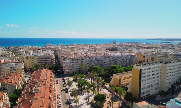 Resale - Apartments - Torrevieja