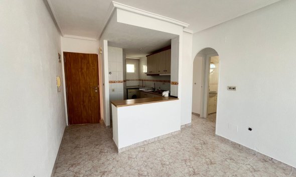 Resale - Apartment - Torrevieja - Estacion de autobuses