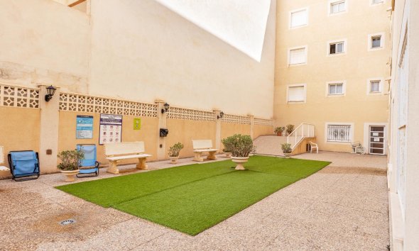 Resale - Apartment - Torrevieja - El molino