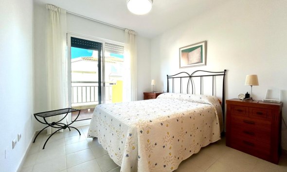 Resale - Apartment - Orihuela Costa - Campoamor