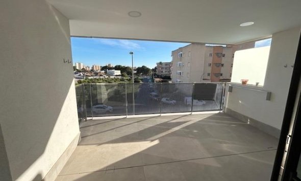 Resale - Apartment - Orihuela Costa - Altos de Campoamor