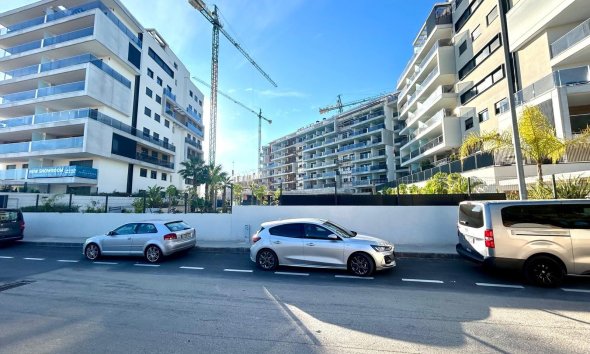 Resale - Apartment - Orihuela Costa - Altos de Campoamor