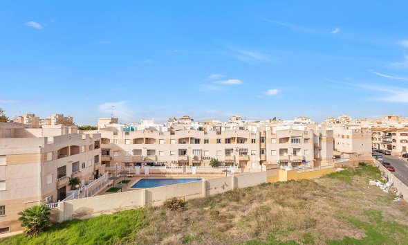 Resale - Apartment - Torrevieja - Estacion de autobuses