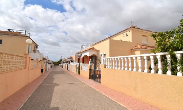 Rynek Wtórny - Willa - Orihuela Costa - Playa Flamenca