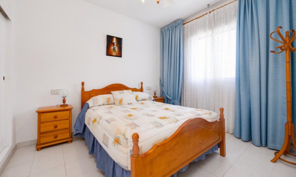 Resale - Bungalow - Torrevieja - playa de los naufragos