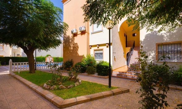 Resale - Bungalow - Torrevieja - playa de los naufragos