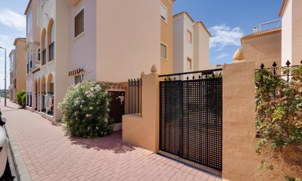 Resale - Bungalow - Torrevieja - playa de los naufragos