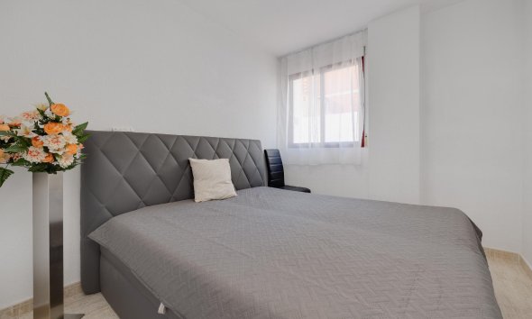 Rynek Wtórny - Apartment - Torrevieja - Playa del Cura