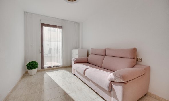 Rynek Wtórny - Apartment - Torrevieja - Playa del Cura