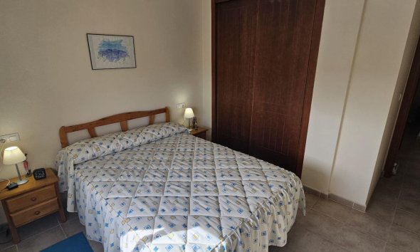 Resale - Apartment - Torrevieja - Aguas Nuevas