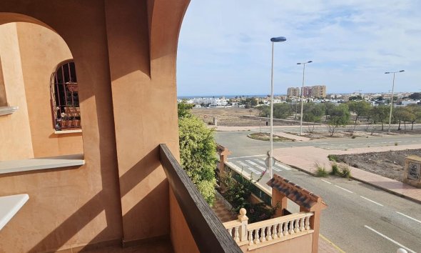 Resale - Apartment - Torrevieja - Aguas Nuevas