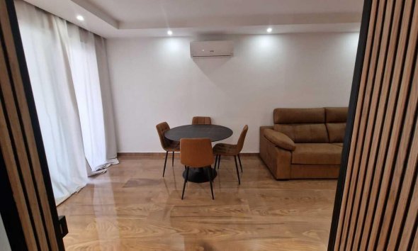 Resale - Apartment - Torrevieja - Centro