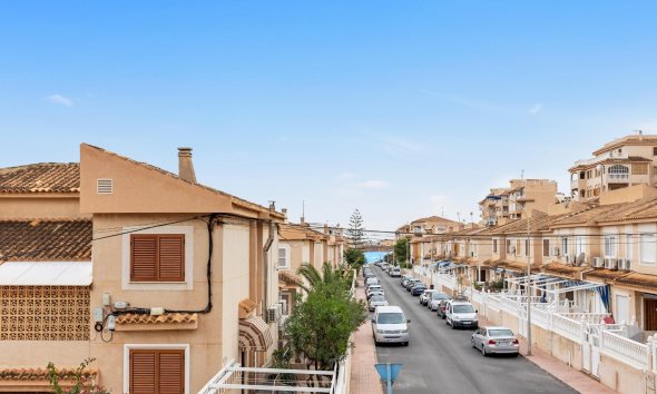 Resale - Apartment - Torrevieja - Cabo cervera