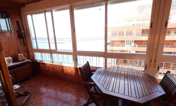 Resale - Apartment - Torrevieja - Acequion