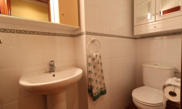 Resale - Apartment - Torrevieja - Acequion