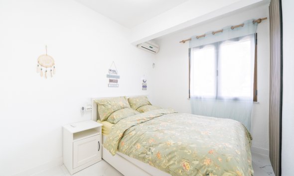 Resale - Apartment - Orihuela Costa - Playa Flamenca