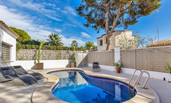 Reventa - Villa - Orihuela Costa