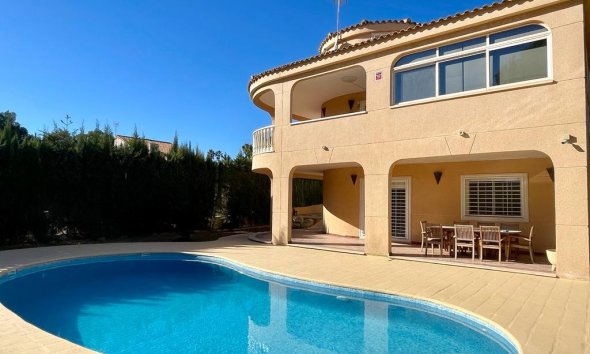 Resale - Villa - Torrevieja - Los Balcones