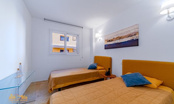 Resale - Apartment - Torrevieja - Punta Prima