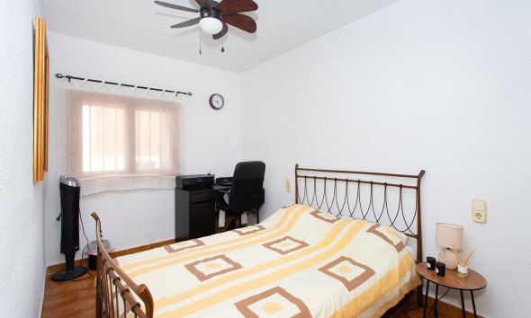 Resale - Apartment - Torrevieja - La Mata