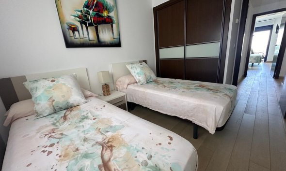 Resale - Apartment - Torrevieja - Punta Prima