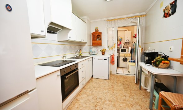 Resale - Apartment - Torrevieja - La Mata