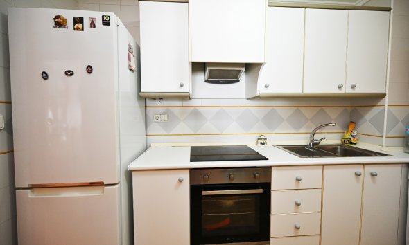 Resale - Apartment - Torrevieja - La Mata