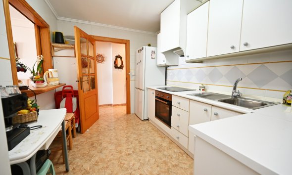 Resale - Apartment - Torrevieja - La Mata