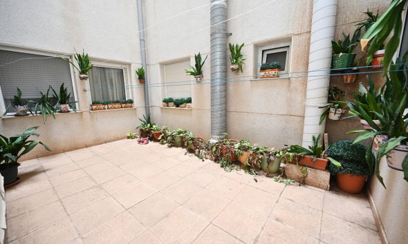 Resale - Apartment - Torrevieja - La Mata