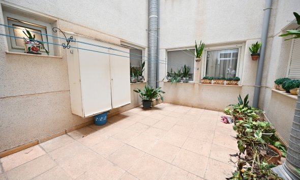 Resale - Apartment - Torrevieja - La Mata