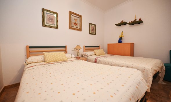 Resale - Apartment - Torrevieja - La Mata