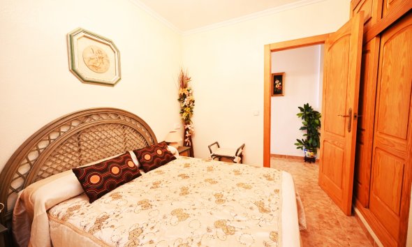 Resale - Apartment - Torrevieja - La Mata